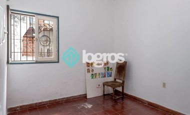 CASA EN VENTA CON COCHERA - TRES CERRITOS - SALTA