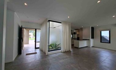 VENTA CASA BARRIO PRINCIPADO SAN VICENTE PILETA