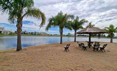 VENTA CASA BARRIO PRINCIPADO SAN VICENTE PILETA