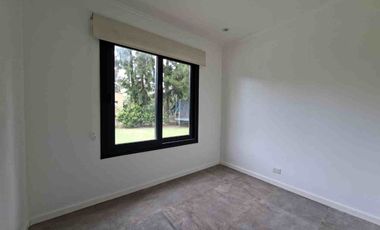 VENTA CASA BARRIO PRINCIPADO SAN VICENTE PILETA