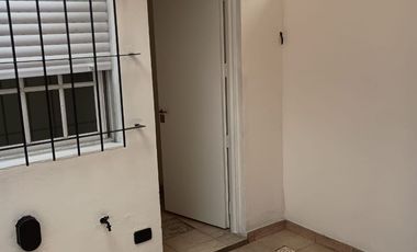 PH de 2 ambientes. Morón