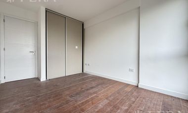 Venta departamento 3 ambientes con doble balcón en Greenville Polo y Resort