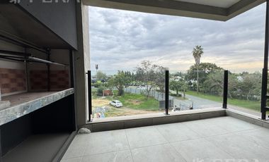 Venta departamento 3 ambientes con doble balcón en Greenville Polo y Resort