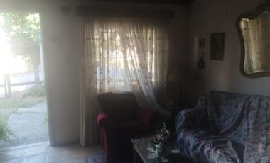 Casa en  venta Magnasco esquina Jauretche