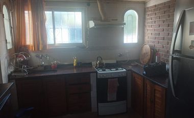 Casa en  venta Magnasco esquina Jauretche