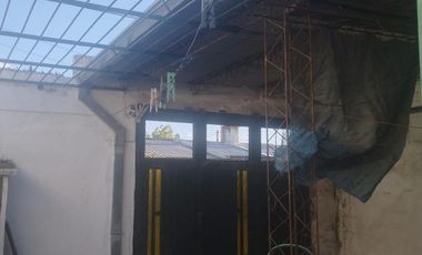 Casa en  venta Magnasco esquina Jauretche