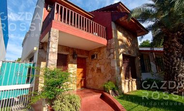 Casa en venta en Temperley