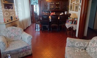 Casa en venta en Temperley