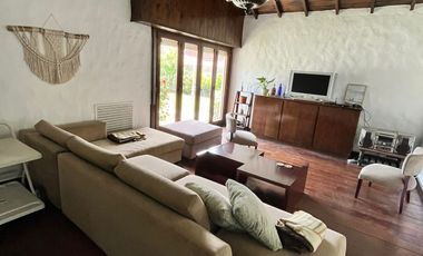 Venta Alquiler Temporario Chalet 4 Ambientes Piscina Barrio Constitución