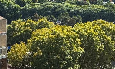 Departamento en Alquiler de 2 dormitorios de 140m2 con 2 cocheras en INIFINITY TOWERS