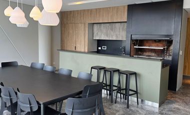 Departamento en Alquiler de 2 dormitorios de 140m2 con 2 cocheras en INIFINITY TOWERS