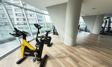 Departamento en Alquiler de 2 dormitorios de 140m2 con 2 cocheras en INIFINITY TOWERS