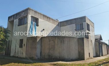Casa - Ezpeleta Este, 3 dormitorios