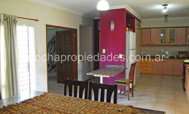 Casa - Ezpeleta Este, 3 dormitorios