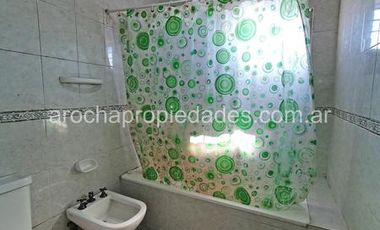 Casa - Ezpeleta Este, 3 dormitorios