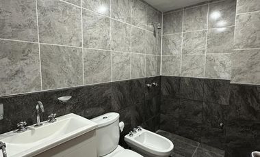 Departamento en alquiler a estrenar  de un ambiente con patio y parrillero