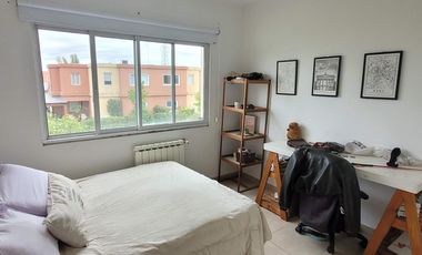 Casas de San Patricio | Alquiler | Linda casa de 5 ambientes, con pileta y cerco verde