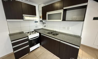 Venta departamento 3 ambientes con balcón en Quilmes