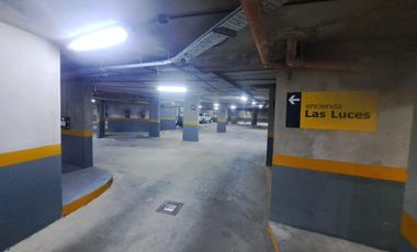 Cochera en Alquiler. Barrio Guemes. Zona Tribunales. Av. Pueyrredon.