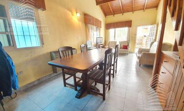 Amplia casa!!! - Mar De Ajo