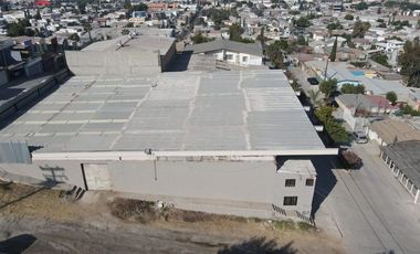 Bodega de 1,307 m2 en La Mesa, Tijuana