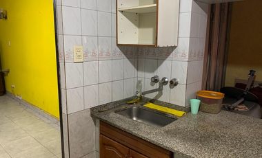 Casa 3 dormitorios con doble cochera y patio. Grandoli, Rosario