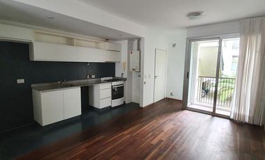 Excelente Monoambiente con cochera y 2 balcones