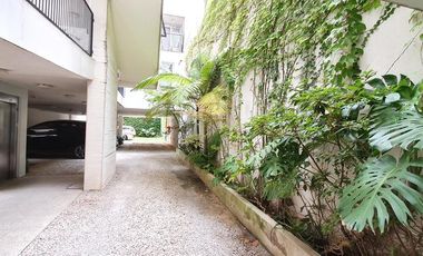 Excelente Monoambiente con cochera y 2 balcones