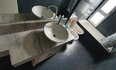 Excelente Monoambiente con cochera y 2 balcones