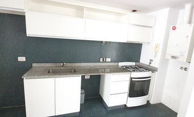 Excelente Monoambiente con cochera y 2 balcones