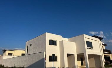 Casa en Venta/Renta - Country Club, Saltillo Coach.