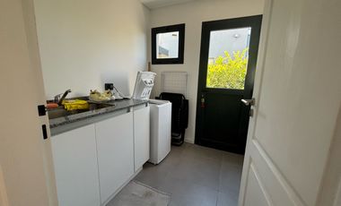Casa en  venta en Santa Elena Pilar del Este | VCO Propiedades