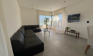 Casa en  venta en Santa Elena Pilar del Este | VCO Propiedades