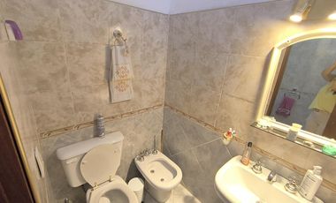 Casa en Venta Villa Belgrano 4 dormitorios. Quincho y Pileta