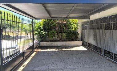 Casa en Venta Villa Belgrano 4 dormitorios. Quincho y Pileta