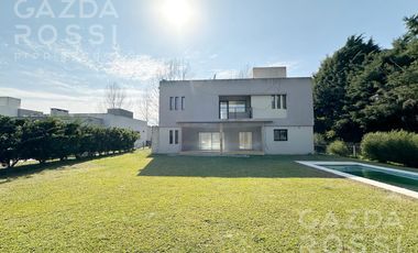 VENTA Casa en Los Naranjos