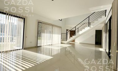 VENTA Casa en Los Naranjos