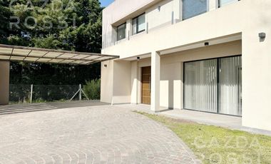 VENTA Casa en Los Naranjos