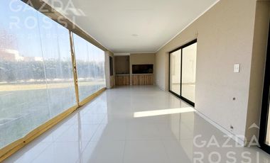 VENTA Casa en Los Naranjos