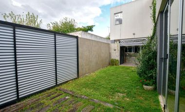 PH en  CALLE 531 entre 28 y 29