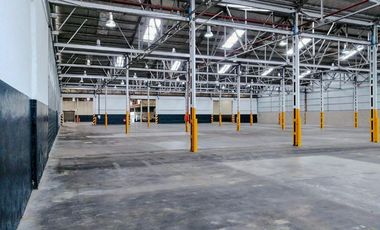 ALQUILER - NAVE INDUSTRIAL 4300 m2 - HURLINGHAM