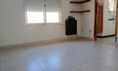 Departamento alquiler tres dormitorios, Alberdi