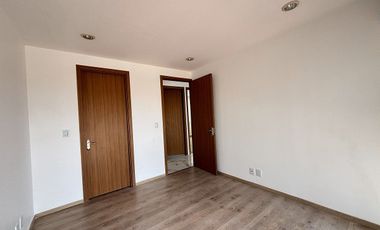 DEPARTAMENTO CON ROOF PRIVADO EN DEL VALLE