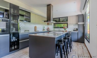 CASA EN LA ALDEA DEL LUJAN, ESCOBAR.