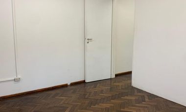 PH- Oficina, en Excelente ubicación Céntrica