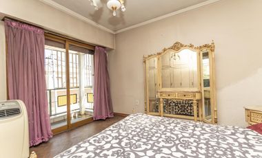 VENTA CASA 4 AMB 239 M2 COCHERA TERRAZA  LANUS