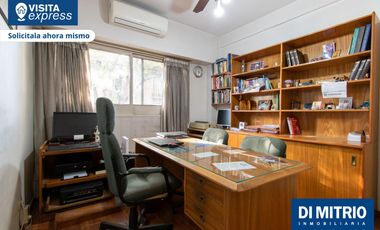 ¡4 Ambientes con luz todo el dia y cochera propia!