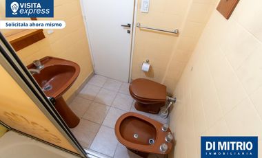 ¡4 Ambientes con luz todo el dia y cochera propia!