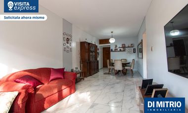 ¡4 Ambientes con luz todo el dia y cochera propia!