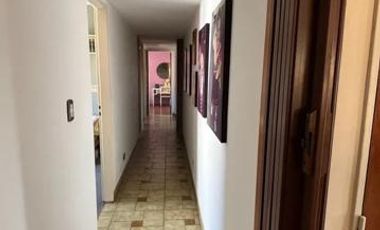 Departamento 6 ambientes en venta en Castelar